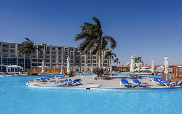 Sunrise Alora Aqua Park