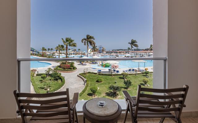 Superior Room Pool View