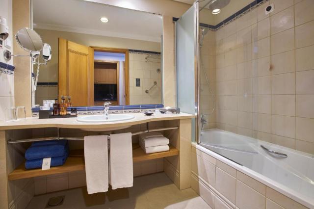Junior Suite Room