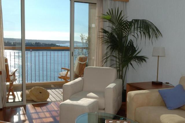 One Bedroom Suite Sea View