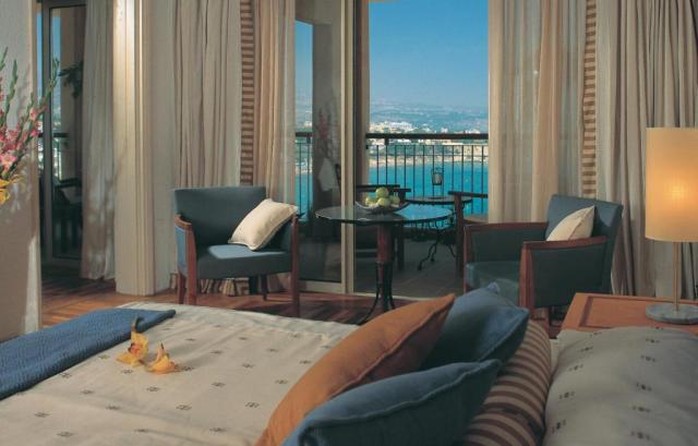 One Bedroom Suite Sea View