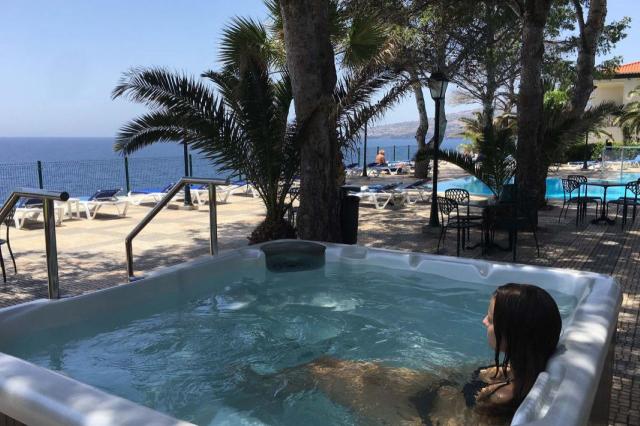 Albatroz Beach & Yacht Club