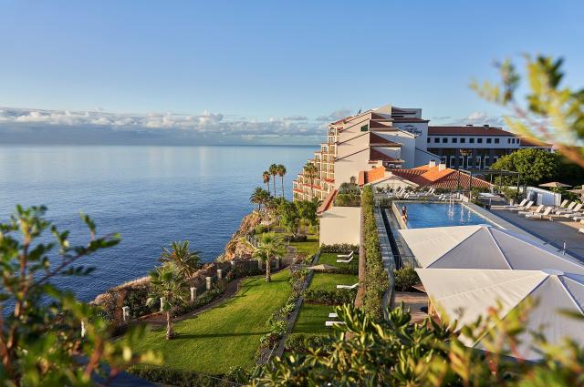 Les Suites at The Cliff Bay