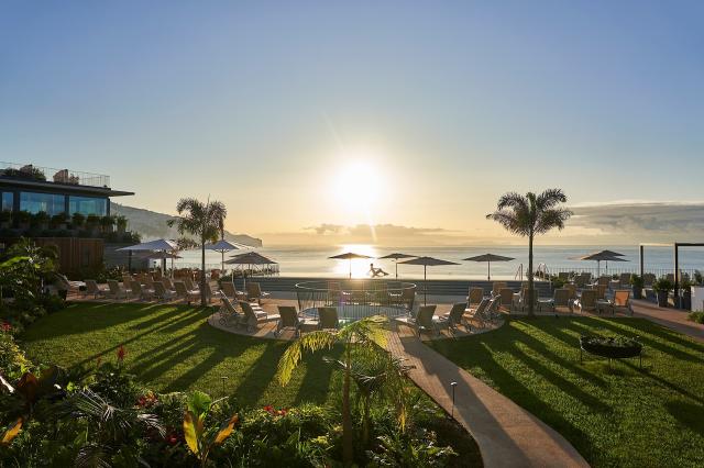 Les Suites at The Cliff Bay