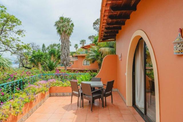 Double Twin Room Garden View