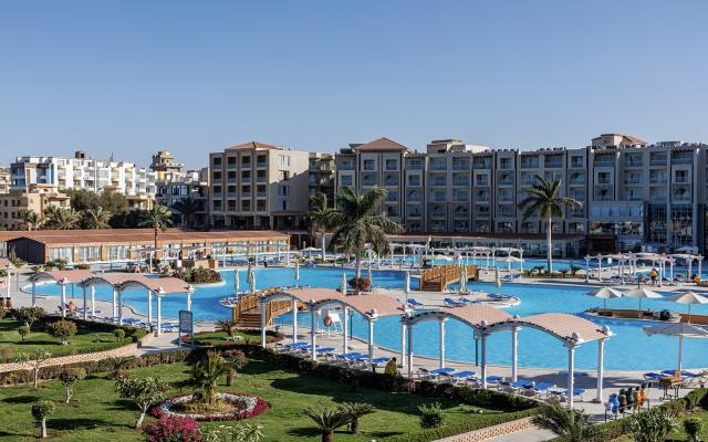 Sunrise Solara Aqua Park