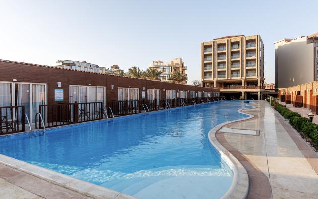 Sunrise Solara Aqua Park