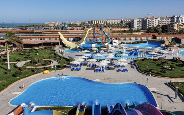 Sunrise Solara Aqua Park