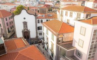 Five Design Rooftop by Storytellers