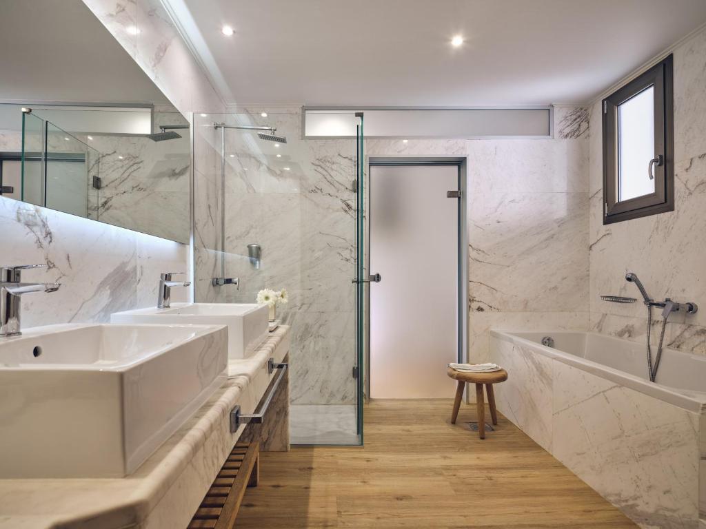Suite Luxury With Private Pool Sea Front