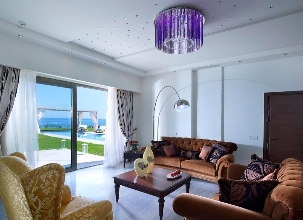 Suite Luxury Royal With Private Pool Sea Front