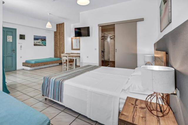 Double Room Side Sea View A/C