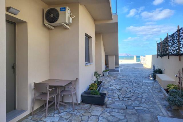 Double Room Garden View A/C