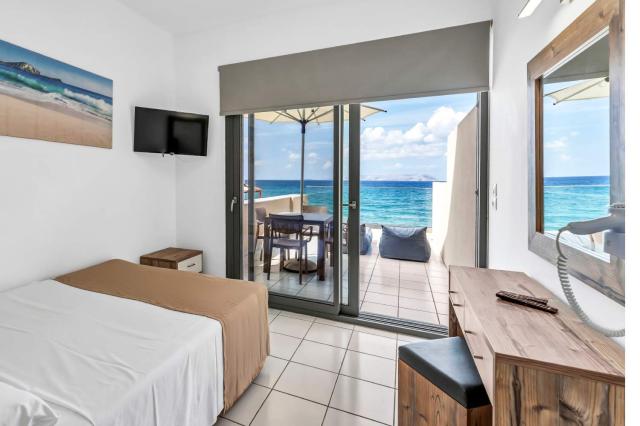 Junior Suite 1 Bedroom & living Room Sea View 2-4 Pax A/C