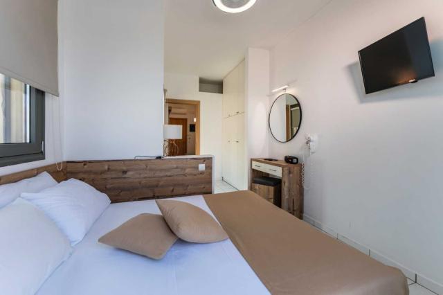 Junior Suite 1 Bedroom & living Room Sea View 2-3 Pax A/C