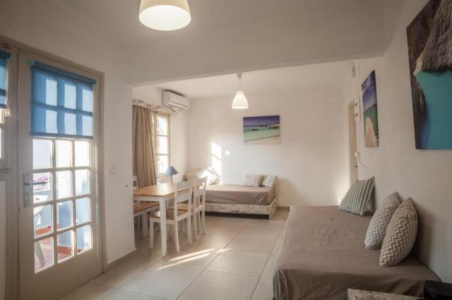 Junior Suite Bedroom & Living Room for 4 Persons A/C