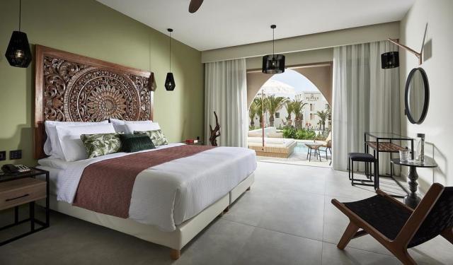 Superior Junior Suite Private Pool