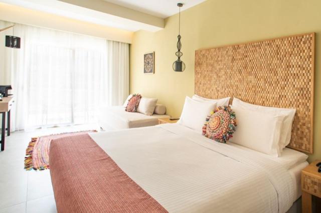 Cozy Double Side Sea View