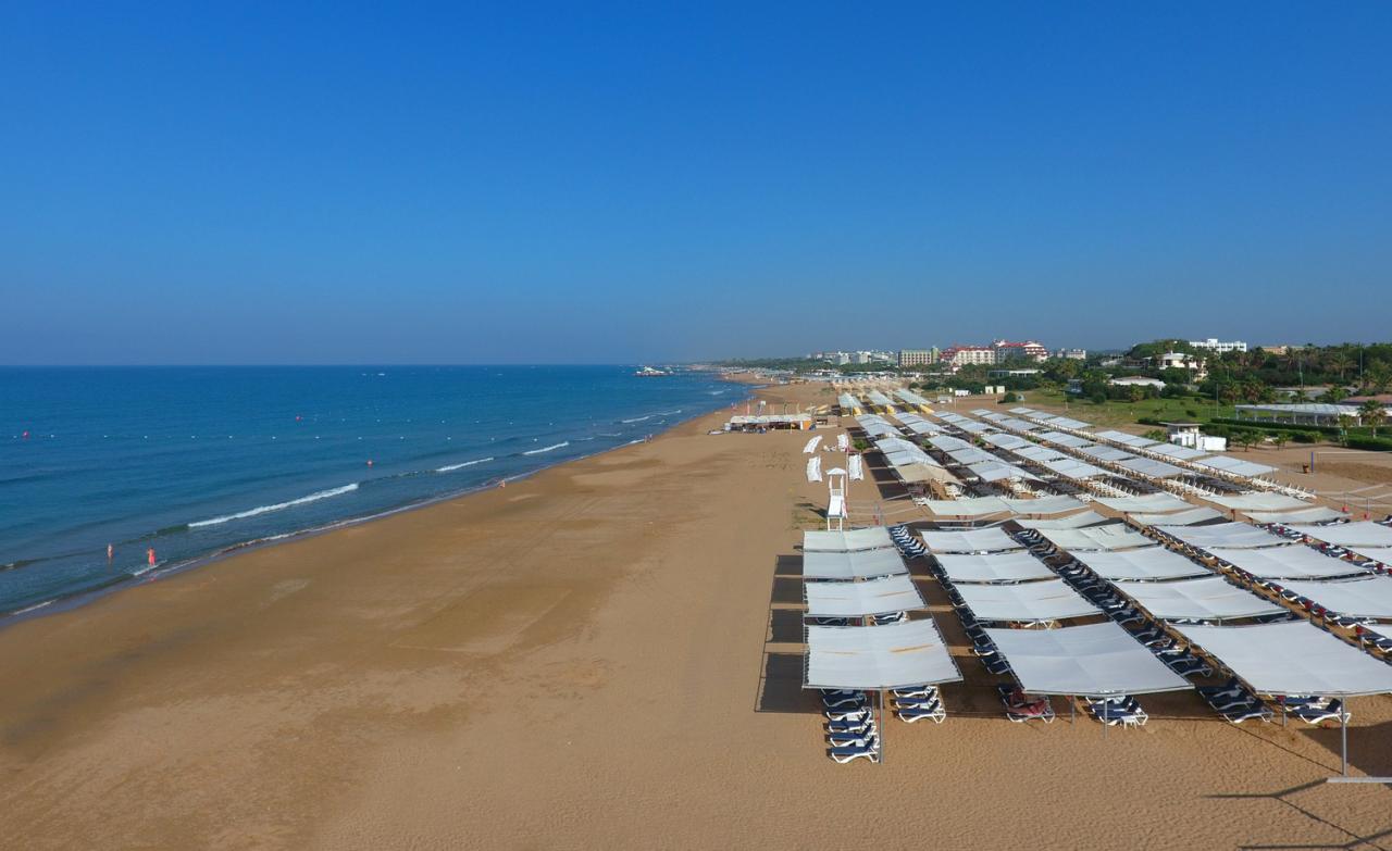 Glamour Resort & Spa