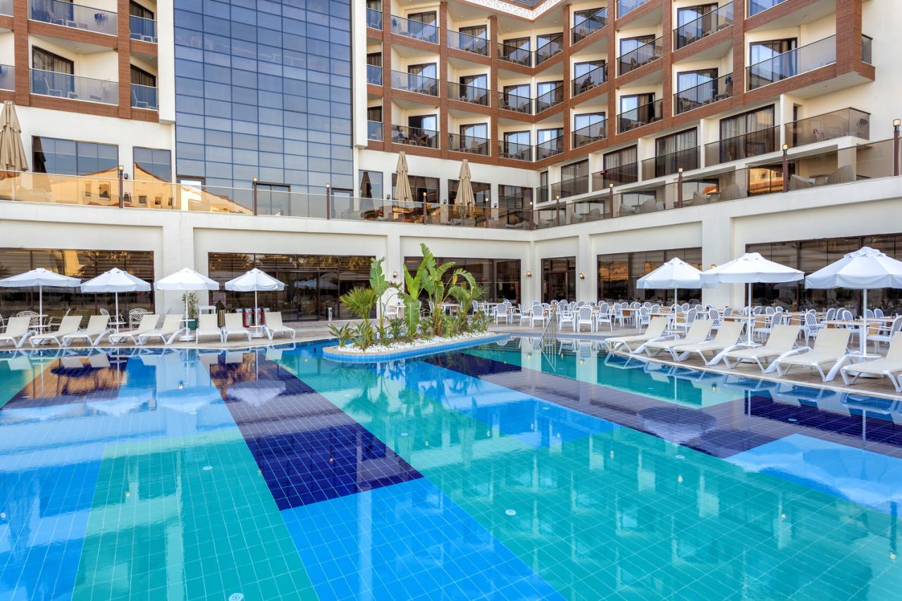 Outdoor Pools