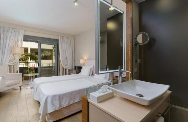 Double Room Garden View