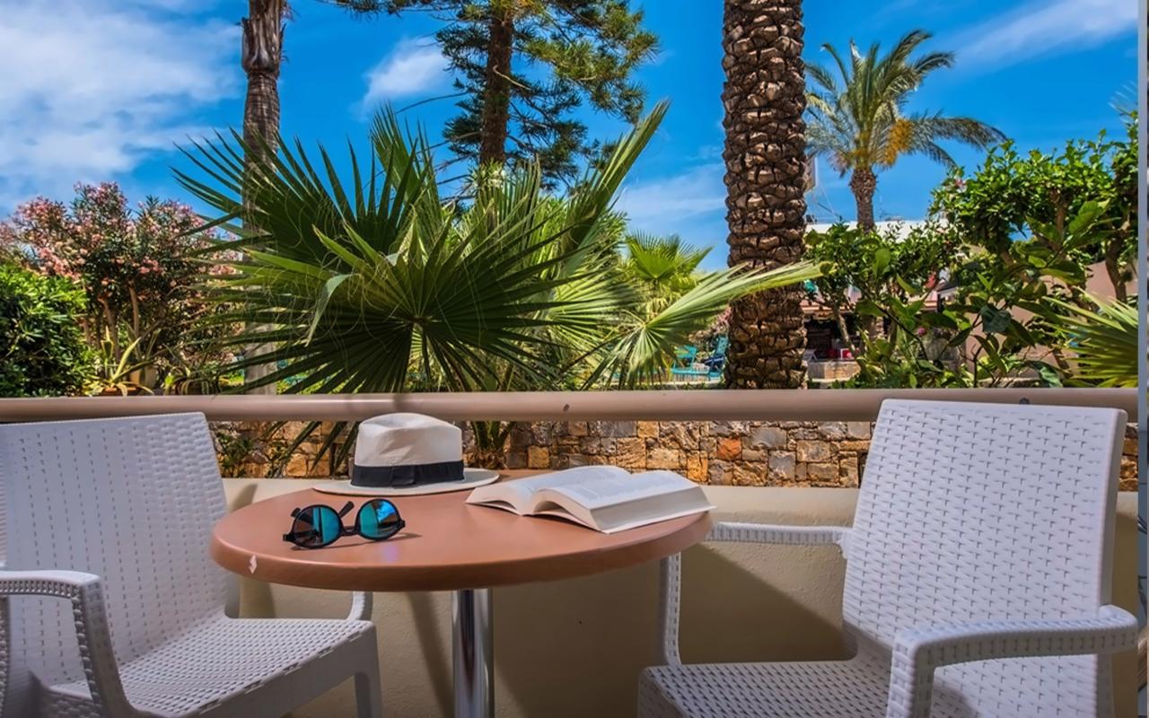 Meropi Hotel & Apartments