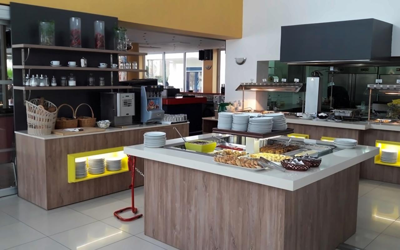 Meropi Hotel & Apartments