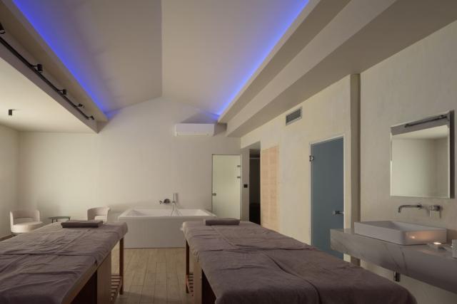 Creta Royal