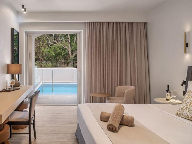 Superior Double Private Pool