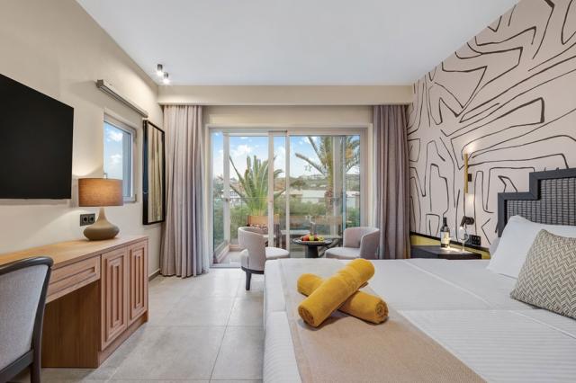 Double Room Garden / Mountain View