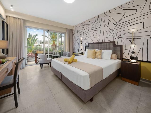 Double Room Garden / Mountain View