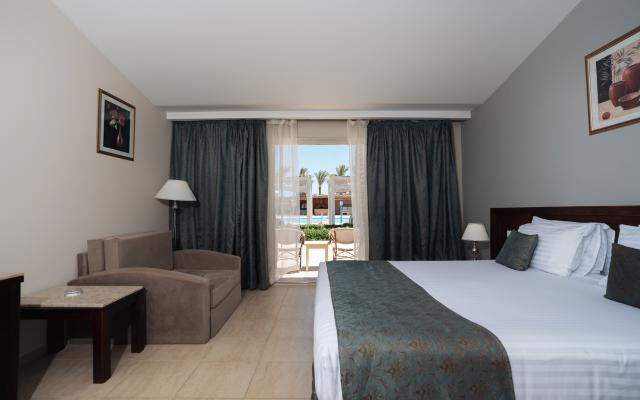 Bungalow Room