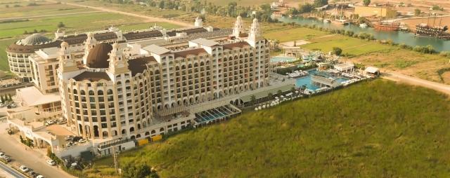 Jadore Deluxe Hotel & Spa