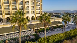 Jadore Deluxe Hotel & Spa