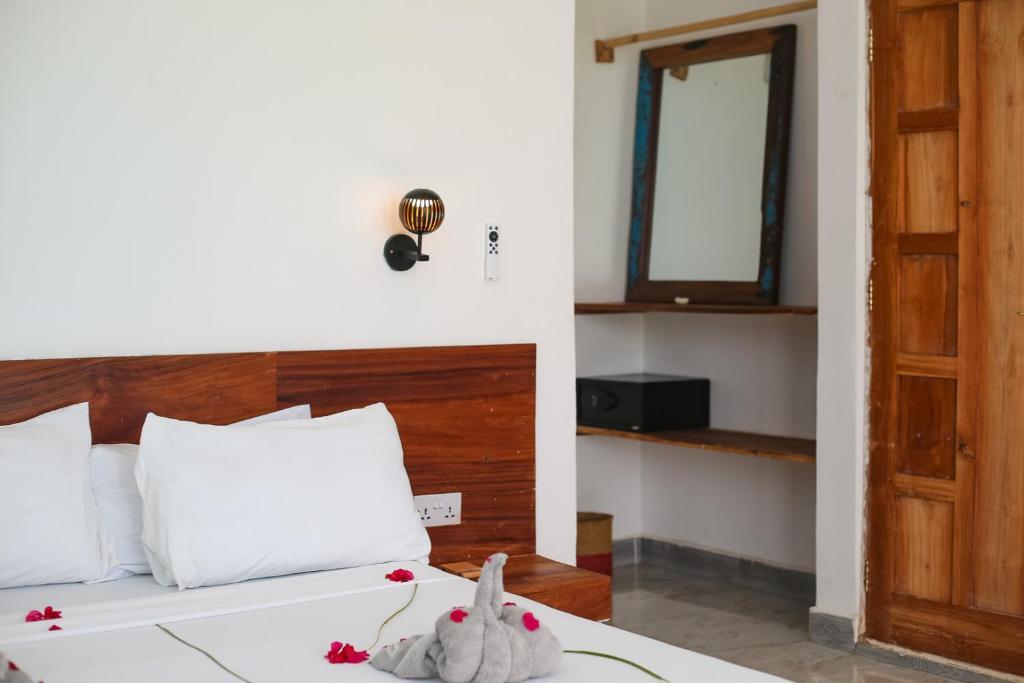 Double Standard Room (Garden View)