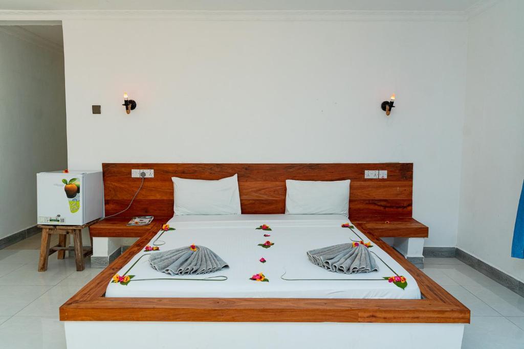 Double Standard Room (Garden View)