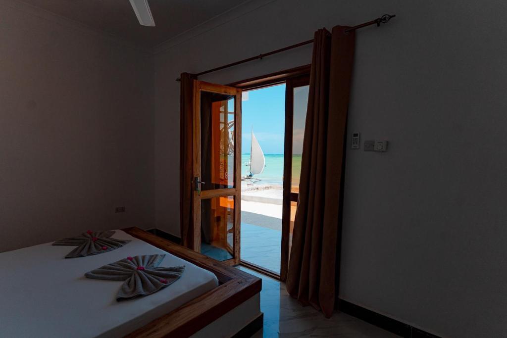 Deluxe Sea View Room
