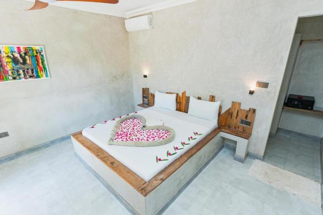 Deluxe Sea View Room
