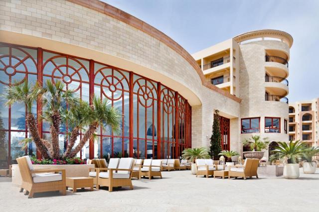 Mövenpick Resort & Marine Spa