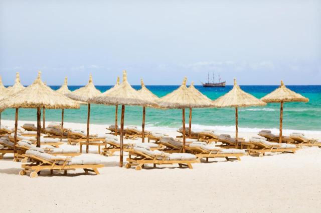 Mövenpick Resort & Marine Spa