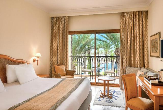 Classic Room Sea & Pool View