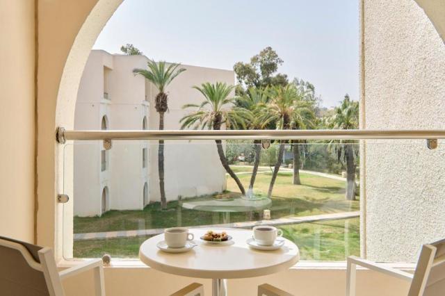 Double Garden View