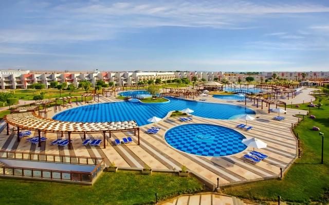 Posh Club Sunrise Crystal Bay Resort
