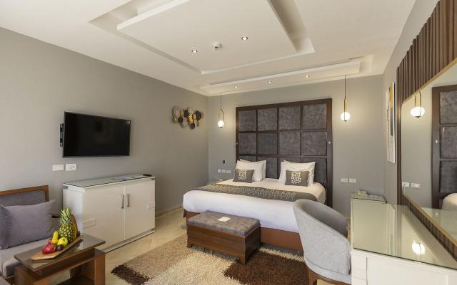 Jacuzzi Suite