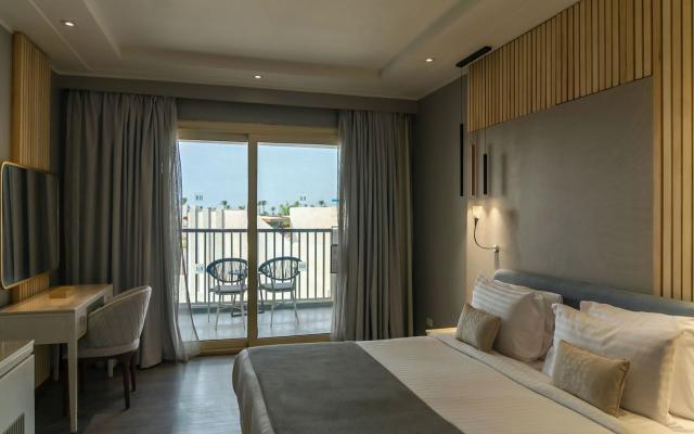 Executive Jacuzzi Suite