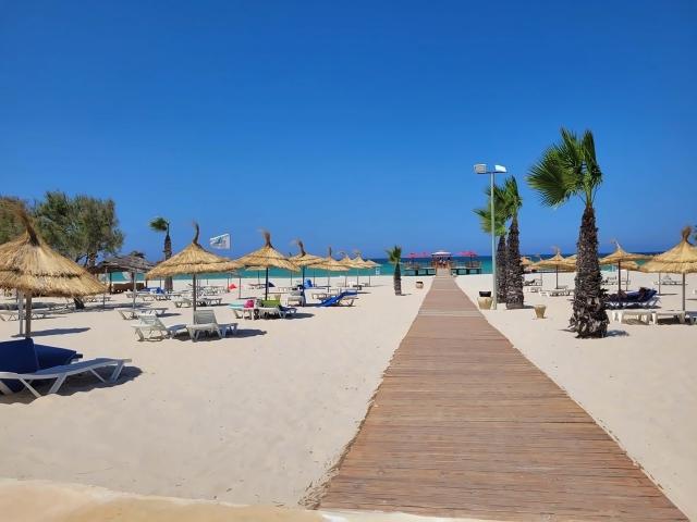 Sahara Beach