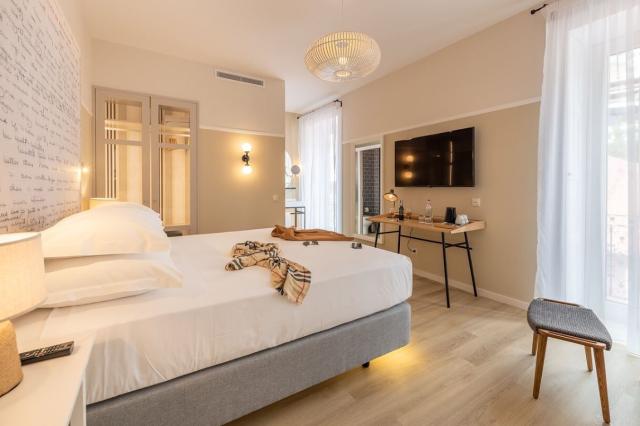 Superior Family Room