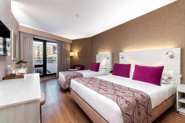 Standard Double Room Side Sea View
