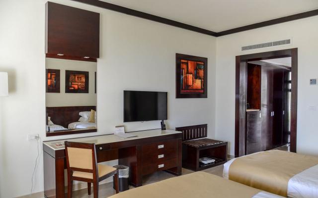 Superior GV Room 