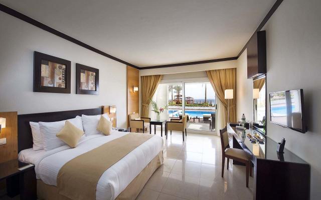 Deluxe Jacuzzi Room